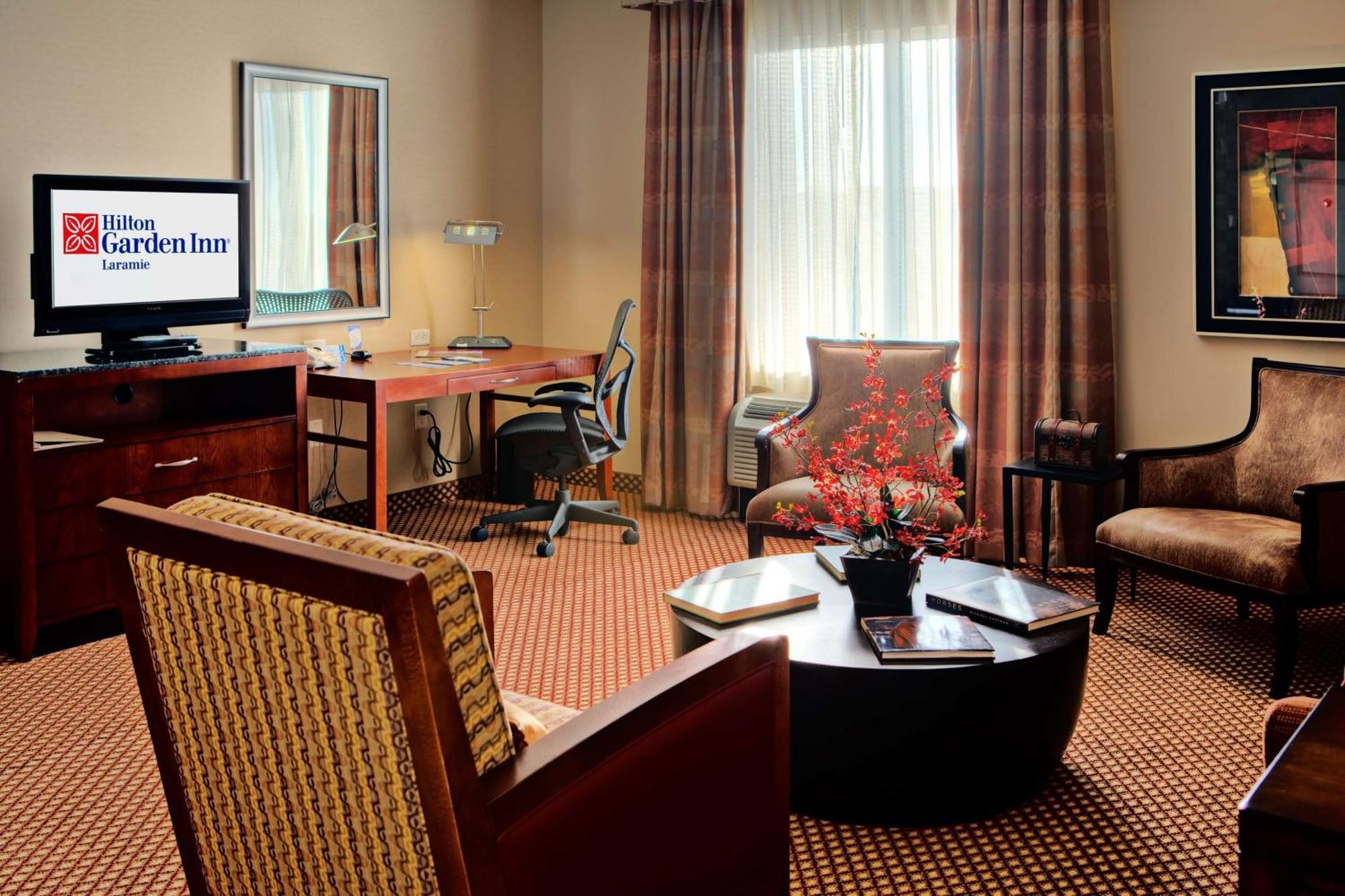 Hilton Garden Inn Ларами Экстерьер фото