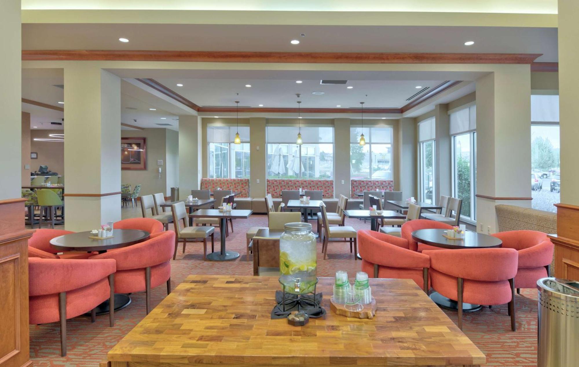 Hilton Garden Inn Ларами Экстерьер фото