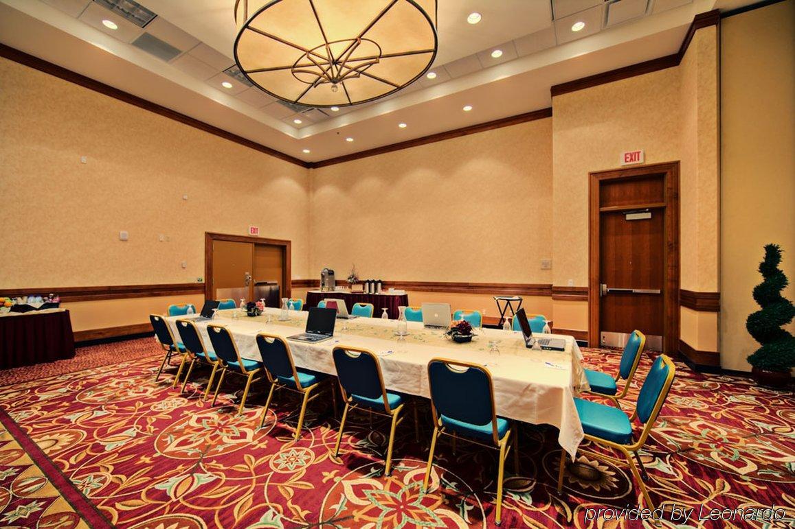 Hilton Garden Inn Ларами Удобства фото